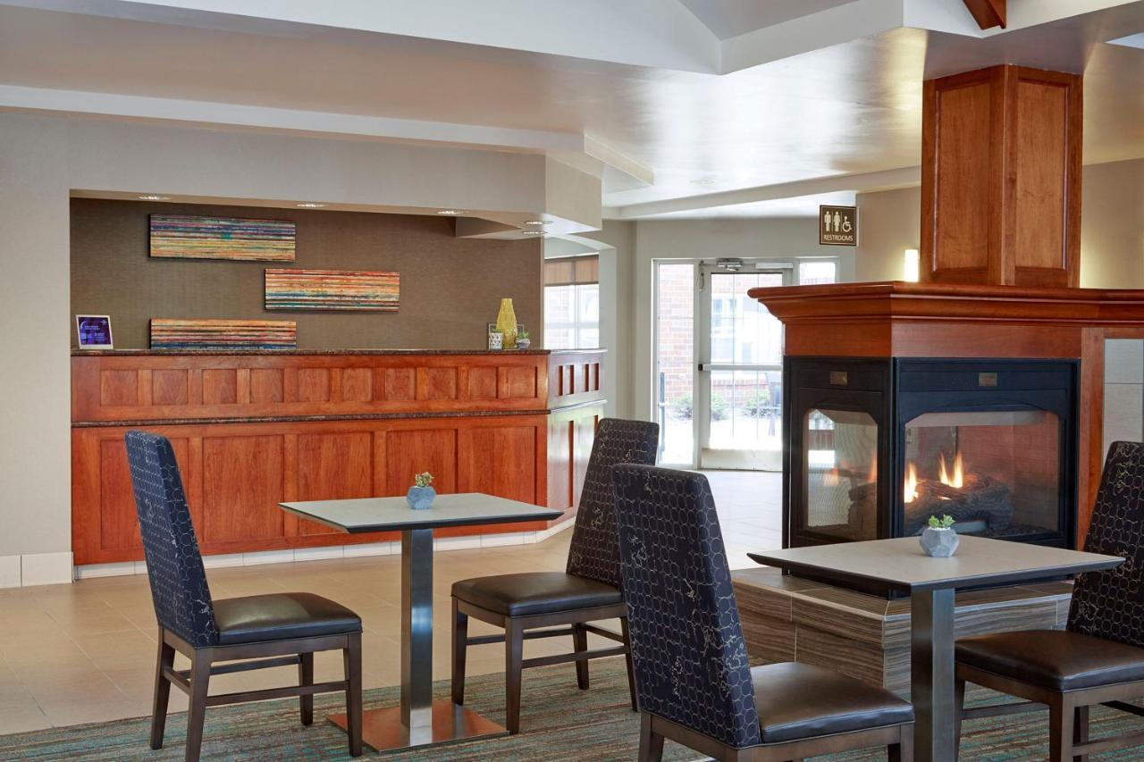 Residence Inn Minneapolis St. Paul/Роузвил Екстериор снимка