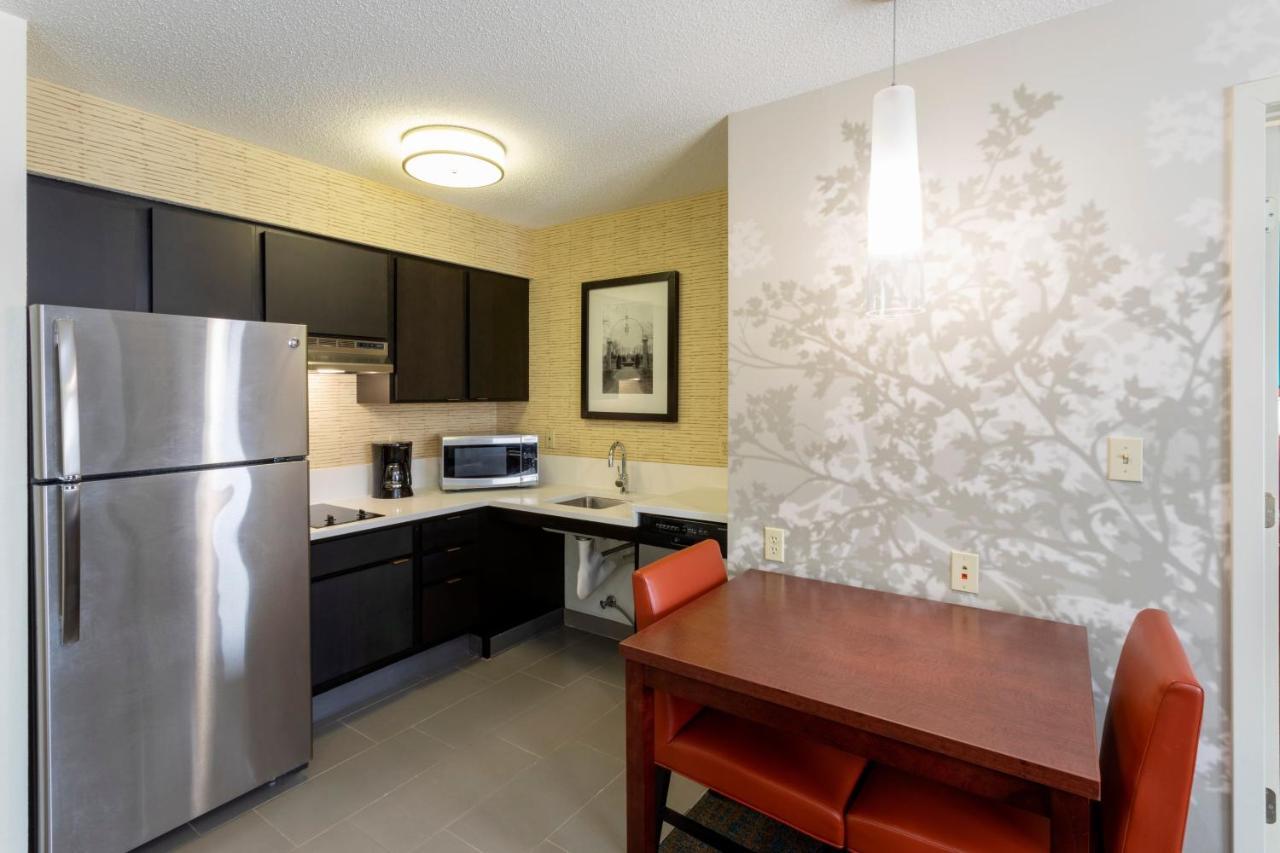Residence Inn Minneapolis St. Paul/Роузвил Екстериор снимка