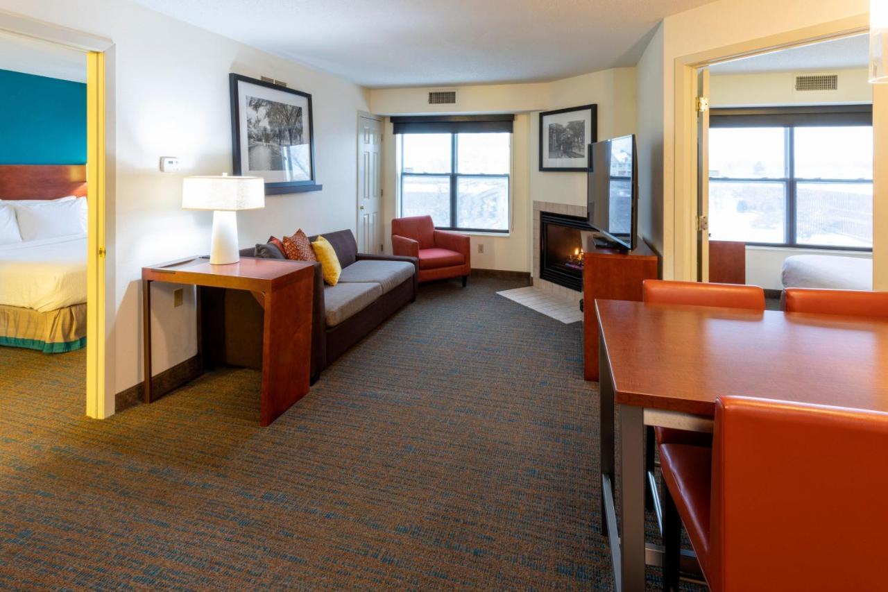 Residence Inn Minneapolis St. Paul/Роузвил Екстериор снимка