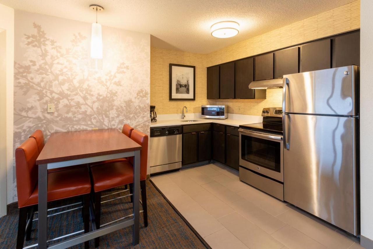 Residence Inn Minneapolis St. Paul/Роузвил Екстериор снимка
