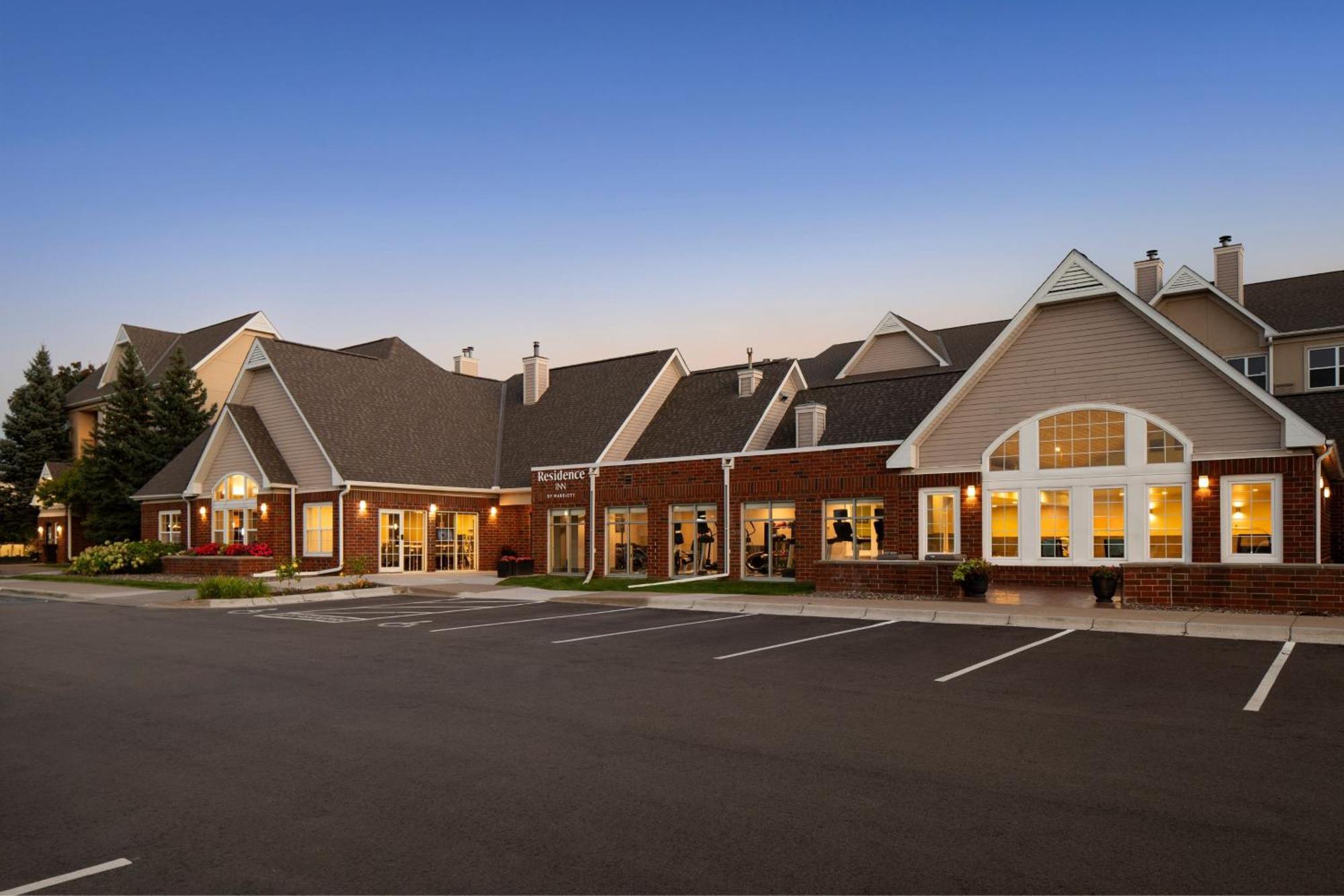 Residence Inn Minneapolis St. Paul/Роузвил Екстериор снимка